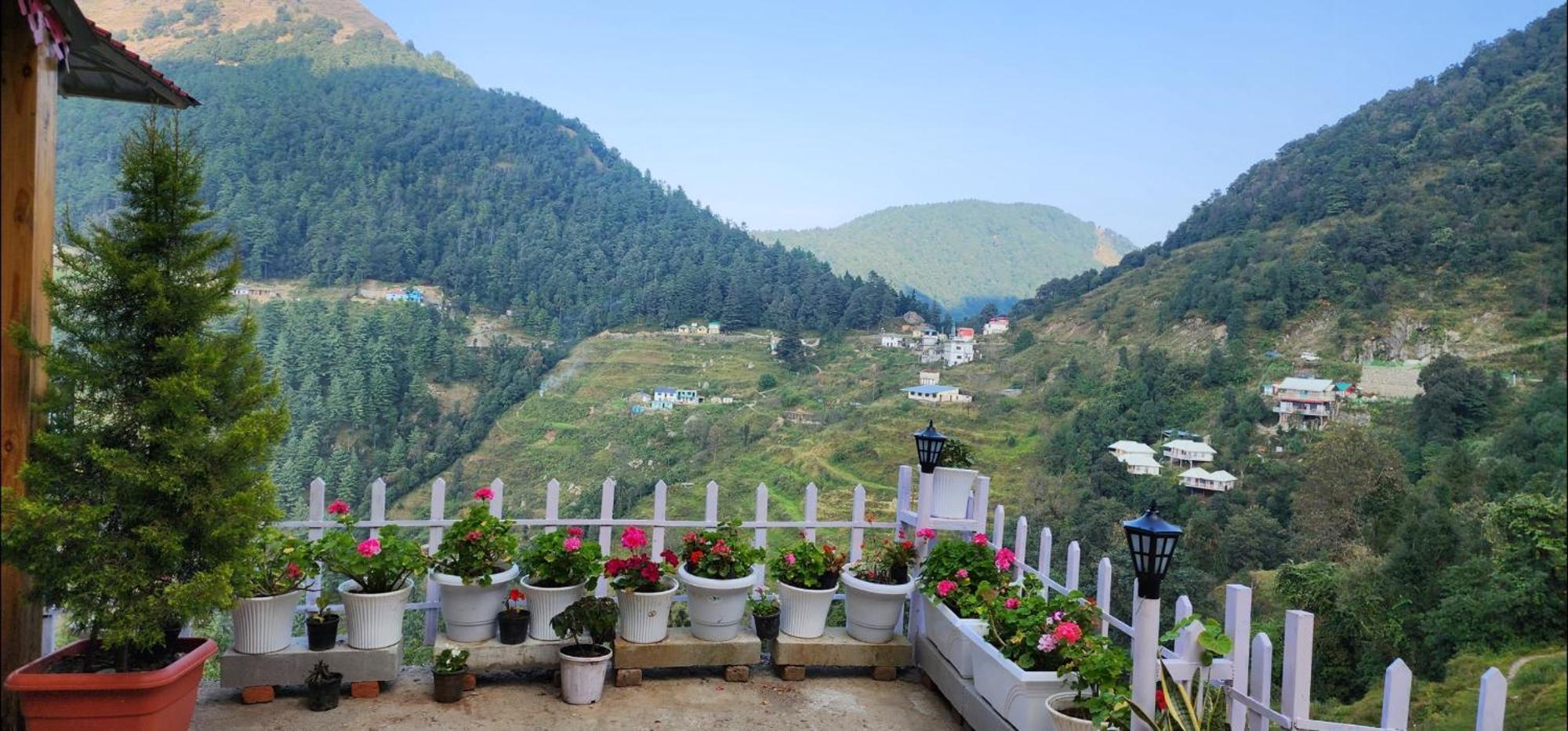 The Mystic Pines Hotel Nainital Bagian luar foto